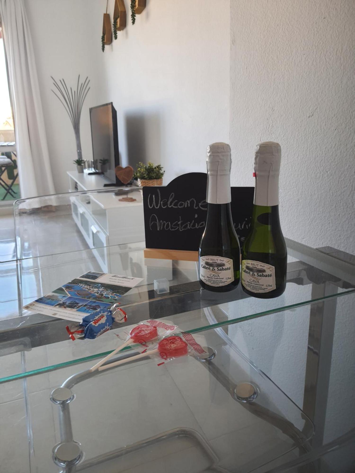 Appartment Totally Upgraded At Benal Beach Benalmádena Dış mekan fotoğraf